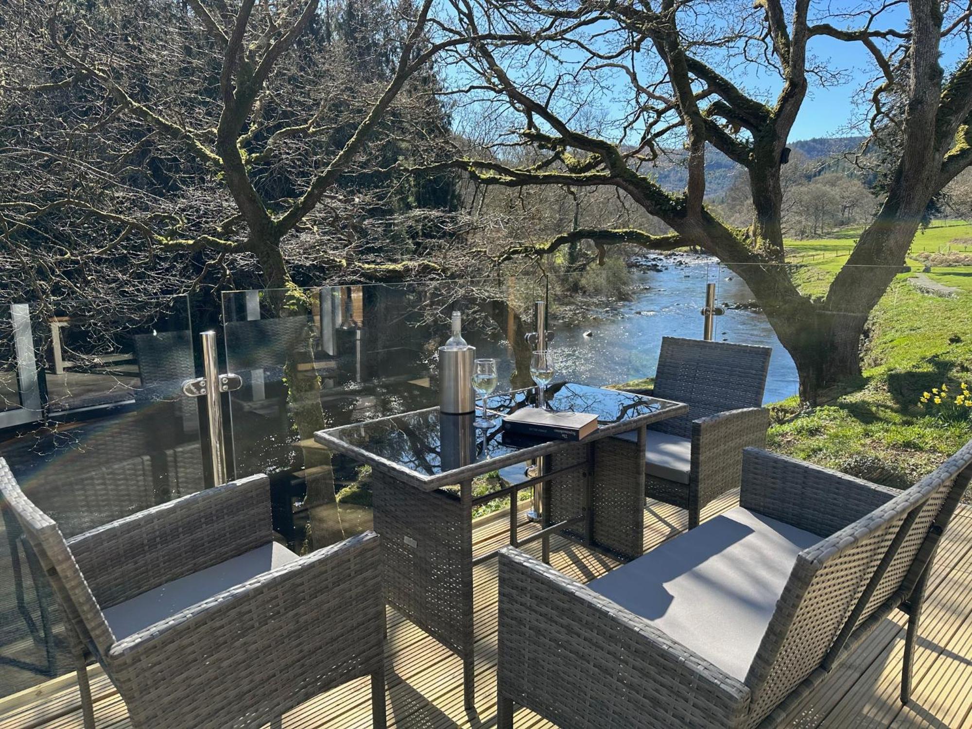 Craig-Y-Dderwen Riverside Hotel Betws-y-Coed Exterior foto